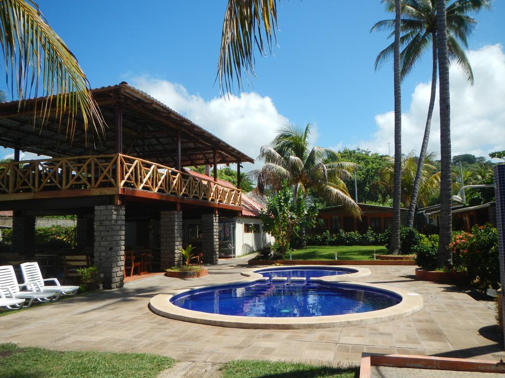 Punta Roca Surf Resort La Libertad Esterno foto